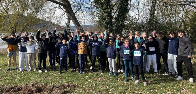 IMG_7666 cross unss 2025.jpg